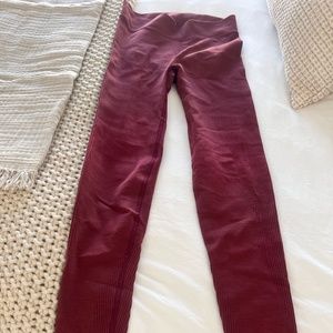 Lululemon Tights 27"